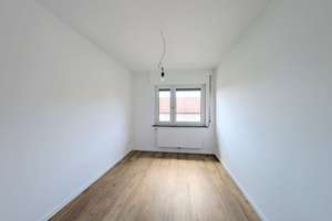Erstbezug nach Sanierung - Helle 3-Zim.-WHG mit Wintergarten in attraktiver Lage von Bad Cannstatt – Die vollständige Adresse der Immobilie erhältst du vom Anbieter., 70374 Schmidener Vorstadt, Stuttgart – Vorschaubild 6