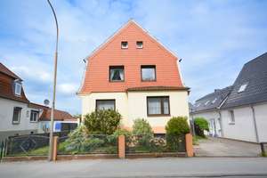 Ein- / Zweifamilienhaus mit Garten und Keller in zentraler Lage – Die vollständige Adresse der Immobilie erhältst du vom Anbieter., 23566 Sankt Gertrud, Lübeck – Vorschaubild 3