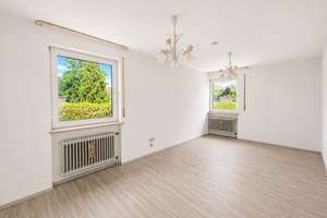Wohnen auf versetzten Ebenen: Gepflegter Bungalow mit Garten und Garage – Die vollständige Adresse der Immobilie erhältst du vom Anbieter., 90455 Kornburg, Worzeldorf, Nürnberg – Vorschaubild 6