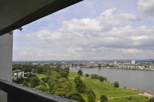 BRAVOUR IMMOBILIEN: Sensationeller, unbezahlbarer Blick auf den Dom - Rhein für unter 6.660 pro m³ – Köln – Vorschaubild 49