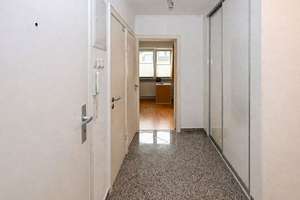 Hamburg - Poppenbüttel: Helle 3-Zimmer-Eigentumswohnung mit Loggia! – Die vollständige Adresse der Immobilie erhältst du vom Anbieter., 22395 Poppenbüttel, Hamburg – Vorschaubild 4