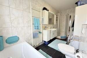 Property thumbnail 9