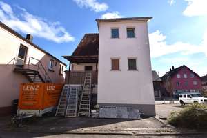 **Zweifamilienwohnhaus in Bondorf zu verkaufen** – Die vollständige Adresse der Immobilie erhältst du vom Anbieter., 71149 Bondorf – Vorschaubild 1