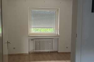 3 Zimmerwohnung mit Balkon und Gemeinschaftsgartennutzung – Hilderather Straße 25, 41179 Rheindahlen-Mitte, Mönchengladbach – Vorschaubild 4