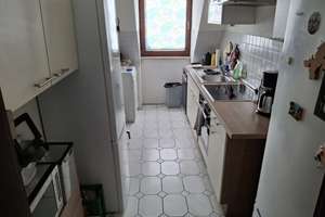 Freie 4-Zi Maisonettewohnung mit Balkon und Garage in der Bramfelder Chaussee zu vermieten!