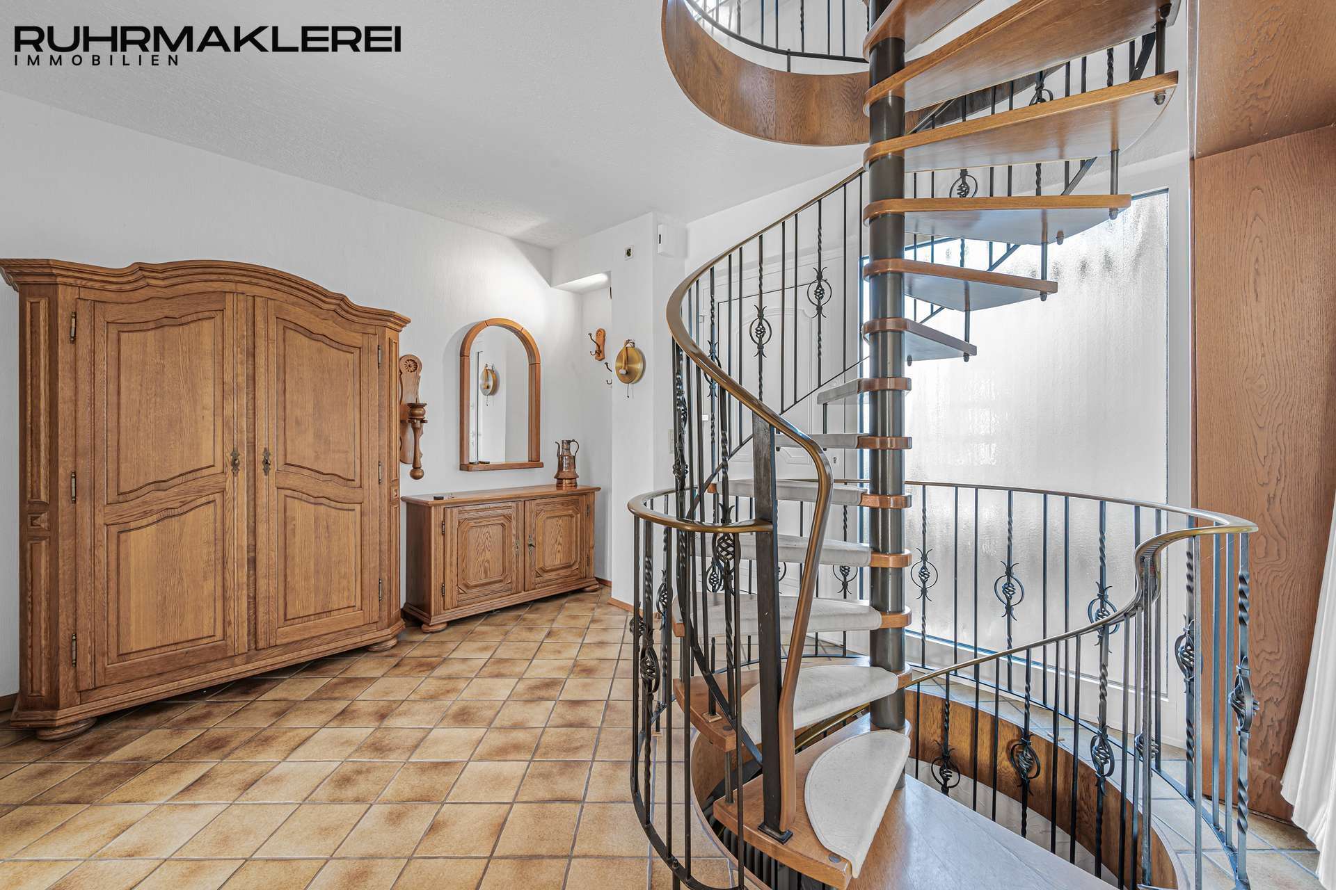 Eigentumswohnung mit Hauscharakter und Einliegerwohnung, Kamin, Garten und Garage in Hagen-Vorhalle!, Hagen – Bild 4