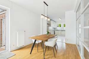 Nähe ISD: Doppelhaushälfte mit Garten und Garage in Düsseldorf Lohausen – Die vollständige Adresse der Immobilie erhältst du vom Anbieter., 40474 Lohausen, Düsseldorf – Vorschaubild 3