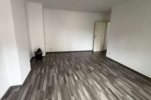 1-Zimmer-Wohnung mit kleinem Austritt – Schloßstr. 20, 40477 Pempelfort, Düsseldorf – Vorschaubild 2