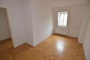 Edle 3-Zimmerwohnung mit Balkon im Dachgeschoss zu verkaufen – 6114 Paulusviertel, Halle (Saale) – Vorschaubild 22