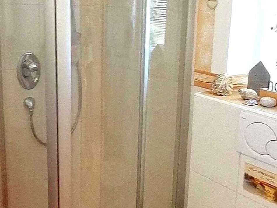 Dusche EG
