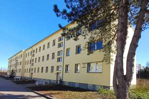Neu renovierte Wohnung im Erdgeschoss in Grimmen mit PKW Stellplatz vor der Haustüre! – Die vollständige Adresse der Immobilie erhältst du vom Anbieter., 18507 Grimmen – Vorschaubild 1