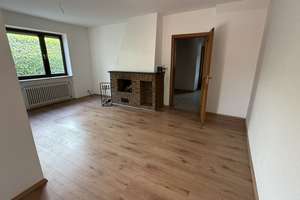 Gemütliches Zuhause in Laurensberg: 4-Zimmer, Küche, Diele, 2 Bäder, Gäste-WC, Garten, Kamin – Die vollständige Adresse der Immobilie erhältst du vom Anbieter., 52072 Laurensberg (Statistischer Bezirk), Aachen – Vorschaubild 3
