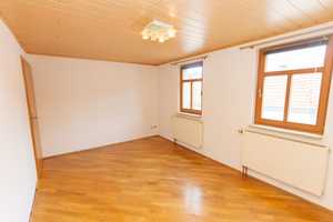 Vielseitiges Potenzial - Leerstehendes 3-Familienhaus in Tannroda – Weimarer Land (Kreis) – Vorschaubild 12