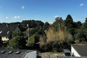 Frisch sanierte DG-Wohnung an der Weser – Fröbelstraße 16, 28775 Fähr-Lobbendorf, Bremen – Vorschaubild 2