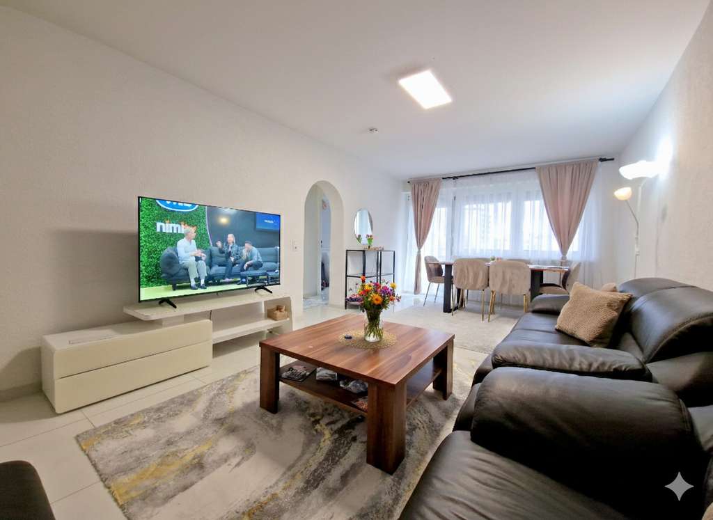 Immobilie in Rheinfelden (Baden) - Rundum sorglos: Renovierte ETW mit moderner EBK & Tageslichtbad, Balkon, Lift - Bild 3