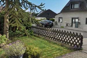 Sonniges Wohnen: charmantes EFH, 6 Zimmer, Einliegerwohnung möglich, großer Garten, Garage – Die vollständige Adresse der Immobilie erhältst du vom Anbieter., 40591 Wersten, Düsseldorf – Vorschaubild 12
