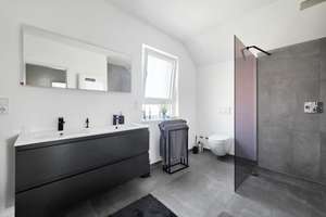 Modernisiertes Massivhaus mit offenem Wohnbereich, Garten und Garage – Die vollständige Adresse der Immobilie erhältst du vom Anbieter., 61267 Neu-Anspach – Vorschaubild 19