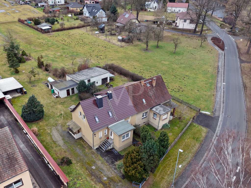 Immobilie in Hermsdorf - Ländliche Wohnidylle -  DHH mit Doppelcarport und großen Garten- und Wiesenflächen - Bild 2