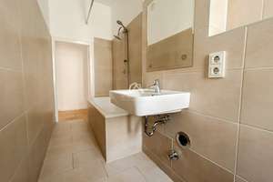 ALTBAUCHARME MIT POTENZIAL: 2-ZIMMER-WOHNUNG MIT BALKON IM 4.OG IN WILMERSDORF I PROVISIONSFREI – Mecklenburgische Straße 87/88, 10713 Wilmersdorf, Berlin – Vorschaubild 14