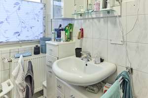Investoren aufgepasst
Dreifamilienhaus in Koblenz-Güls zu verkaufen – Die vollständige Adresse der Immobilie erhältst du vom Anbieter., 56072 Güls, Koblenz – Vorschaubild 8