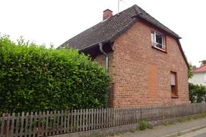Massives Einfamilienhaus in zentraler Lage – Die vollständige Adresse der Immobilie erhältst du vom Anbieter., 29303 Bergen – Vorschaubild 7