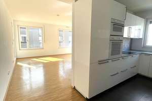 Moderne 5-Zimmer-Wohnung mit zwei Terrassen und zwei Bädern  in Köln - Ostheim