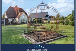 Wohnen wo andere Urlaub machen,
4 Zimmer Haus mit großem Garten – Hamdorf, Rendsburg-Eckernförde (Kreis), 24805 Rendsburg-Eckernförde (Kreis) – Vorschaubild 1