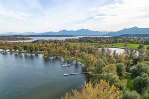 SOMMERSPECIAL: Neubau von zwei Doppelhaushälften, fußläufig zum Ortskern sowie zum Chiemsee – Rosenheim (Kreis) – Vorschaubild 5