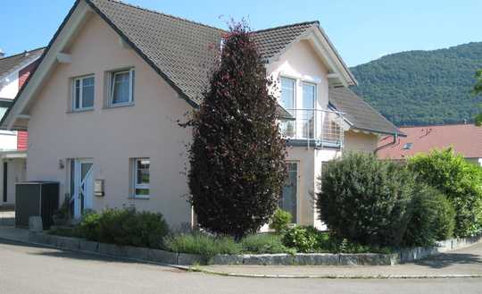 *Hochwertig und top gepflegt* Freistehendes Einfamilienhaus in einem gehobenen Wohngebiet