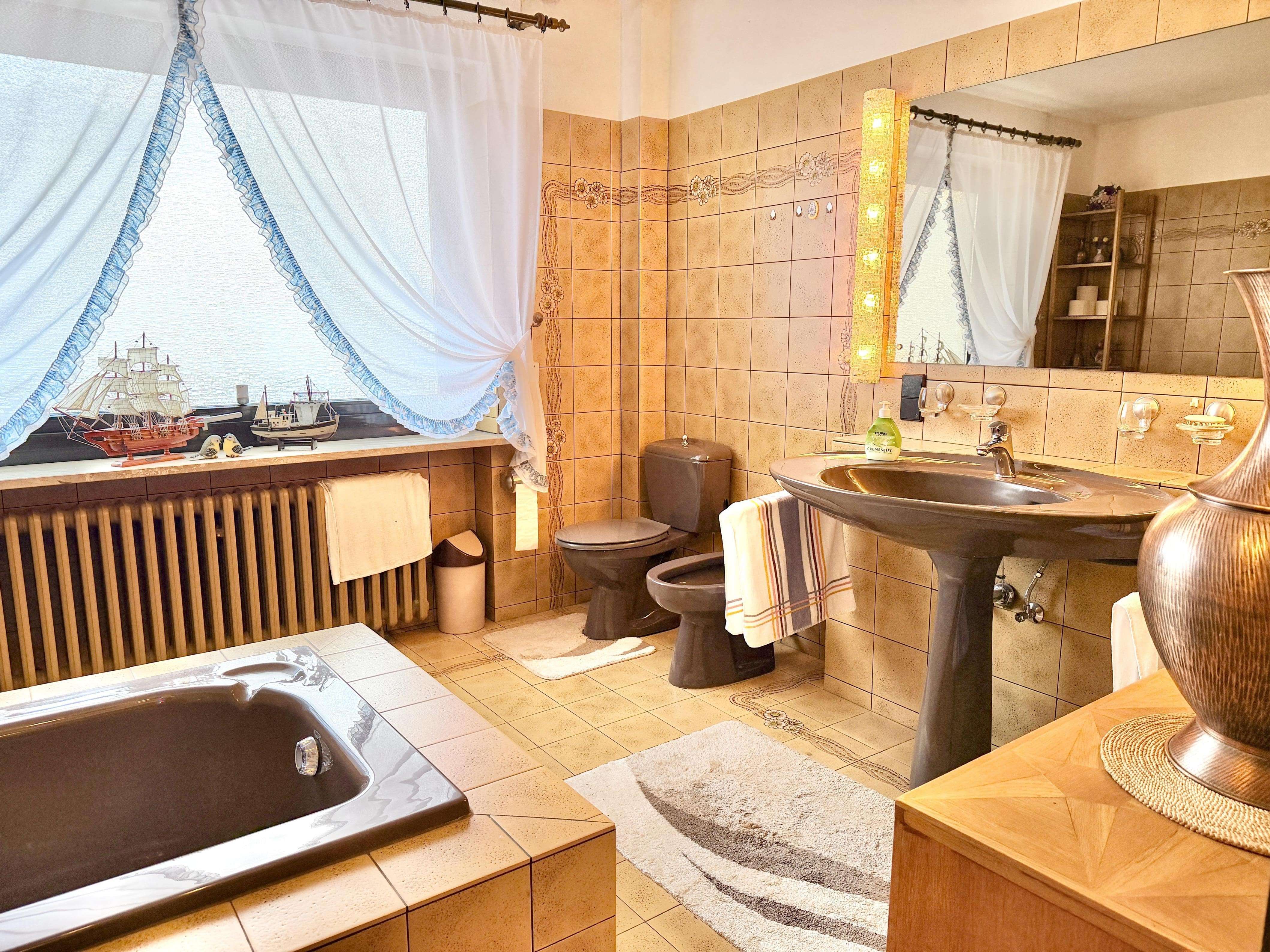 Immobilie in Ihlienworth - Großzügiger Bungalow in ruhiger Wohnlage - Bild 0