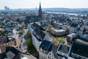Stadtvilla im Herzen von Bonn-Beuel Gründerzeitcharme trifft modernen Luxus – Die vollständige Adresse der Immobilie erhältst du vom Anbieter., 53225 Beuel-Mitte, Bonn – Vorschaubild 2