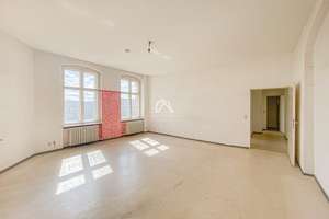 WOHNJUWEL MIT POTENZIAL! GROßZÜGIG GESCHNITTENE & HELLE WOHNUNG AM REGIERUNGSVIERTEL! PROVISIONSFREI – Alt-Moabit 137, 10557 Moabit, Berlin – Vorschaubild 3