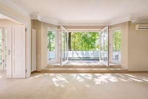 Villen-Beletage auf einer Ebene: 316 m² zur Neugestaltung mit möglicher Einliegerwohnung – Die vollständige Adresse der Immobilie erhältst du vom Anbieter., 80638 Nymphenburg, München – Vorschaubild 5