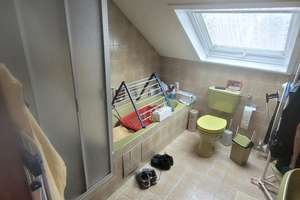 Von Privat: Ruhige 3-Zi. DG Wohnung (86qm) Balkon, EBK, Gäste-WC, TG-Stellplatz, ohne Maklergebühr  – Die vollständige Adresse der Immobilie erhältst du vom Anbieter., 70619 Riedenberg, Stuttgart – Vorschaubild 25