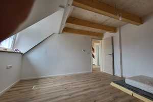 kernsaniert:  historischer Charme trifft auf moderne Maisonette, energieeffizient, Terrasse+Balkon – Donau-Ries (Kreis) – Vorschaubild 9