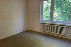 Provisionsfrei von privat: Helle 4-Zimmer-Wohnung mit Balkon im grünen Charlottenburg  – Die vollständige Adresse der Immobilie erhältst du vom Anbieter., 13627 Charlottenburg-Nord, Berlin – Vorschaubild 11