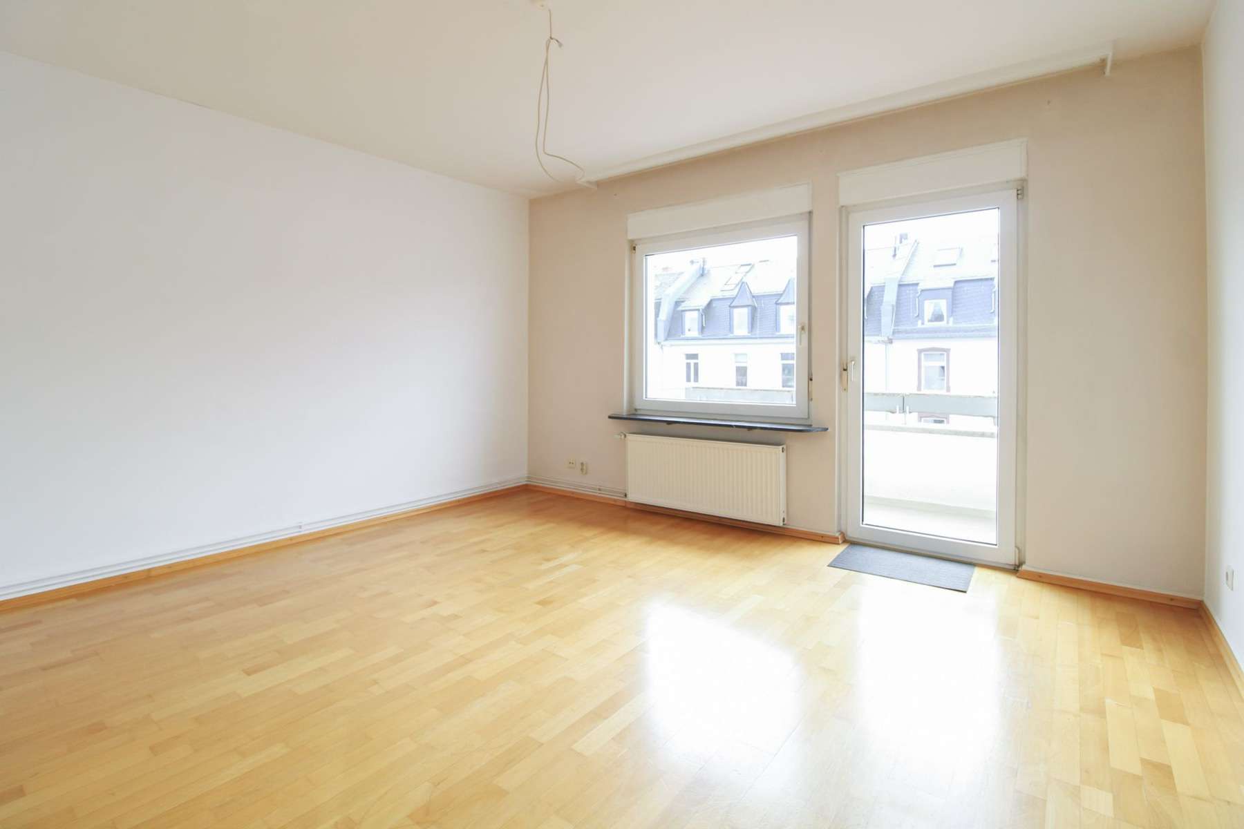 Helle 2 Zimmer Wohnung in top Lage von Bockenheim, Frankfurt am Main – Bild 2