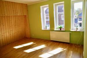 Renovierte Altbau-Stadtvilla in Brunsbüttel
mit großzügiger Raumaufteilung – Die vollständige Adresse der Immobilie erhältst du vom Anbieter., 25541 Brunsbüttel – Vorschaubild 9