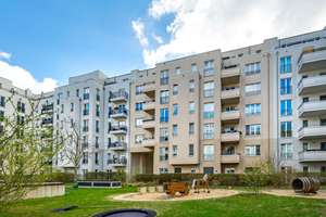 Modernes Wohnen in Friedrichshain: Freie 4-Zi.-ETW,  2 Bäder, 2 Balkone, Tiefgaragenstellplatz – Die vollständige Adresse der Immobilie erhältst du vom Anbieter., 10249 Friedrichshain, Berlin – Vorschaubild 3