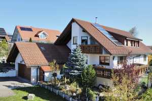 Variabel nutzbares Mehrfamilienhaus an ruhiger Lage mit grossem Garten, Doppelgarage uvm. – Waldshut (Kreis) – Vorschaubild 1