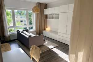 Design-Apartment mit Westsonne & Blick ins Grüne, Aufzug & neuer Möblierung nach Sanierung – Heilmannring 59b, 13627 Charlottenburg-Nord, Berlin – Vorschaubild 8