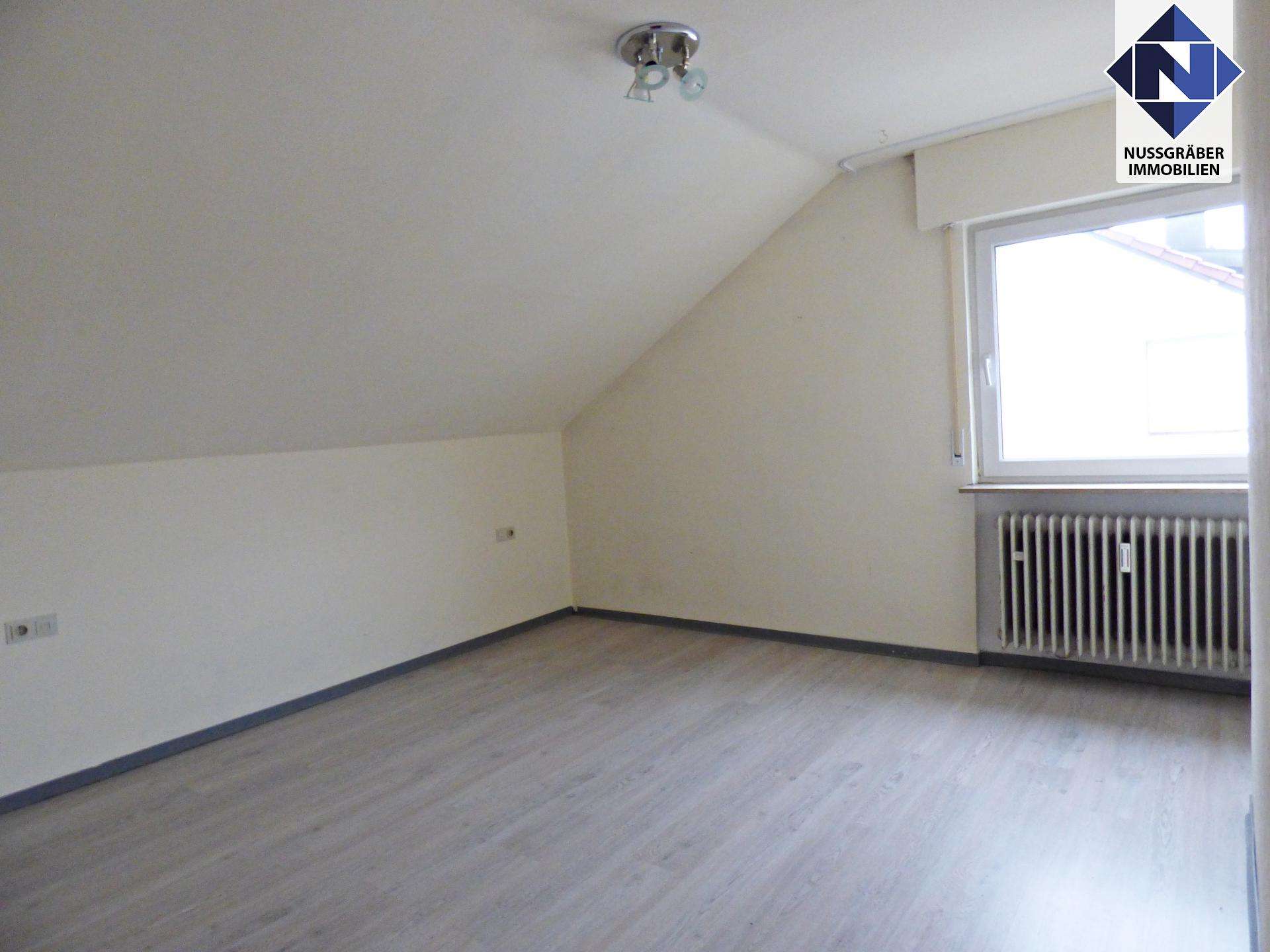 Immobilie in Hochdorf - Gemütliche 3,5-Zimmer-Wohnung im Dachgeschoss mit Hobbyraum und Stellplatz - Bild 0