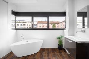 Seltene 3-Zi.-Wohnung mit eigenem Eingang, Dachterrasse, Dachgarten, Lift, ruhige Lage, nahe U-Bahn – Die vollständige Adresse der Immobilie erhältst du vom Anbieter., 80992 Alt-Moosach, München – Vorschaubild 19