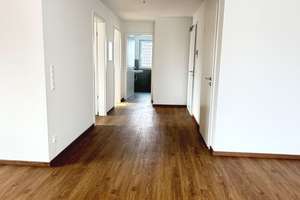 Neuwertig zum kleinen Preis- sofort beziehbar-großzügige 3 Zi. - DG - Wohnung in IN-Süd/Kothau – Die vollständige Adresse der Immobilie erhältst du vom Anbieter., 85053 Südost, Ingolstadt – Vorschaubild 8