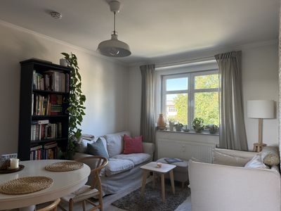 helle 2-Zimmer Wohnung mit Blick ins Grüne