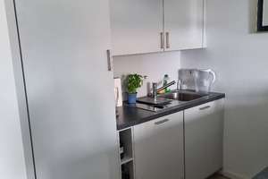 Über den Dächern von Kiel, traumhafte ETW, 2,5 Zi., Balkon in zentraler Citylage - seniorengerecht - – Schlossplatz 4, 24103 Altstadt, Kiel – Vorschaubild 5