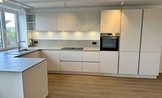 Stilvolle 3-Raum-Wohnung mit lux. Innenausstattung (PRIVAT ohne Makler)