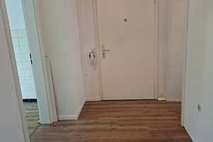 Erstbezug nach Sanierung: 3-Zi.-Wohnung mit Balkon in Bielefeld-Brackwede – Leharstraße 7, 33647 Brackwede, Bielefeld – Vorschaubild 2