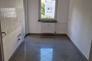 3-Zimmer Wohnung mit Loggia in Mannheim Neuostheim – Konrad-Witz-Straße 2, 68163 Neuostheim/Neuhermsheim, Mannheim – Vorschaubild 9