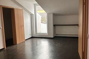 Großzügige Immobilie mit unterschiedlichen Nutzungsmöglichkeiten in bester Lage von Eschweiler – Uferstraße 20; 20a, 52249 Eschweiler – Vorschaubild 8